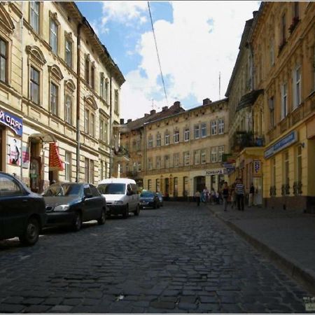Апартаменти Для Пари В Центральній Частині Львова 外观 照片